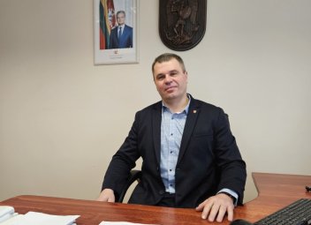 Joniškio seniūnijos seniūno pareigas pradeda eiti Eugenijus Takuševičius
